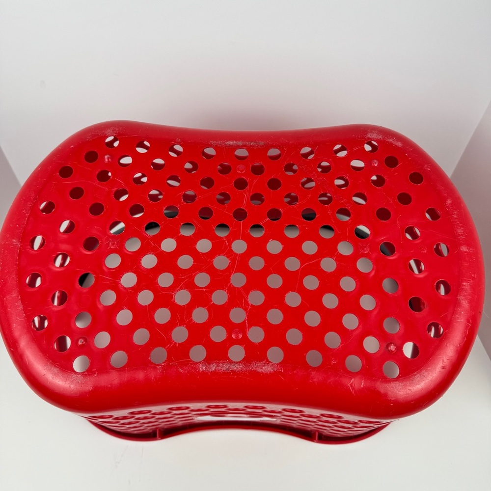 TARGET Red Shopping Basket With Handle Bullseye Logo - Full Size - Picture 8 of 8